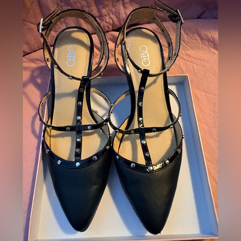 Elegant Black Strappy Heels